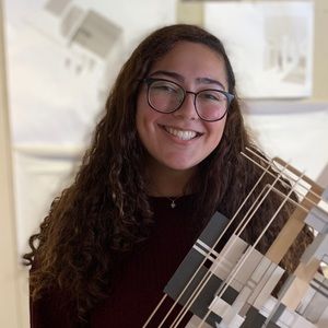 Meet your Posher, Alejandra